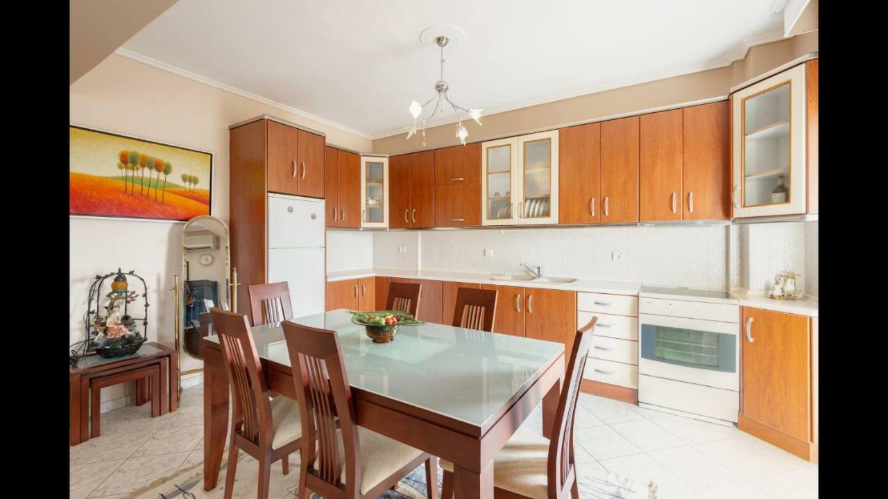 Third Floor Lux Apartment With Nice View Thessaloníki Exteriör bild